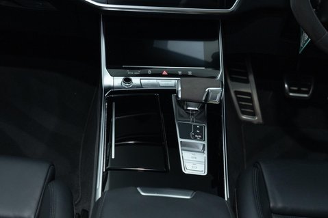 Audi RS6 4.0 TFSI V8 Carbon Black Tiptronic quattro Euro 6 (s/s) 5dr 45