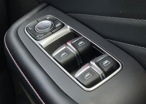MG HS 1.5 T-GDI EXCLUSIVE PHEV 18