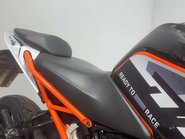 KTM Duke 2018 26K RUNNING PROJECT BIKE SPARES OR REPAIR 125CC NAKED 16