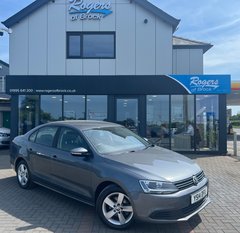 Volkswagen Jetta SE TDI BLUEMOTION TECH £35 ROAD TAX 1