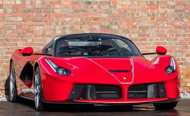 Ferrari LaFerrari Aperta 1