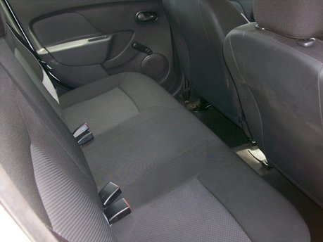 Dacia Logan AMBIANCE 5