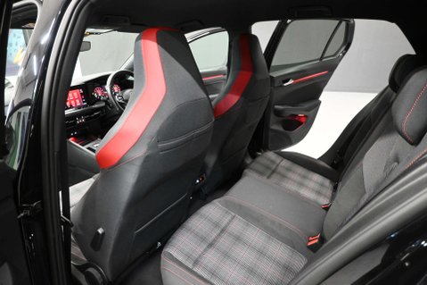 Volkswagen Golf 2.0 Golf GTi TSi Semi-Auto 5dr 16