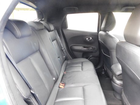 Nissan Juke 1.6 TEKNA 5 Dr 16