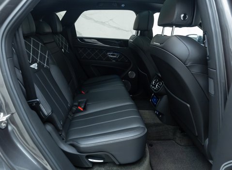 Bentley Bentayga V8 First Edition 19