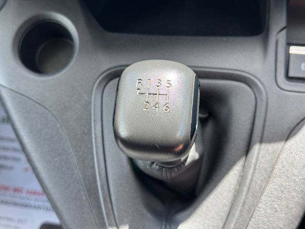 Peugeot Partner Petrol SWB [SOLD CM] L1H1 Low Roof Air Con Sensors EURO 6 NO VAT 33