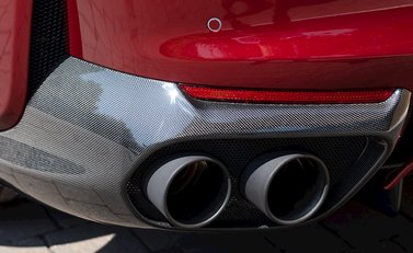 Ferrari 812 Superfast 26