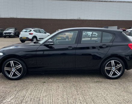 BMW 1 Series 1.5 118i Sport 5dr 11