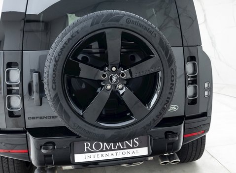 Land Rover Defender 110 V8 25