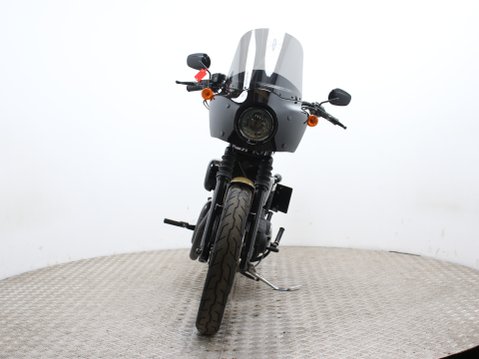 Harley-Davidson Sportster IRON 883 XL N 13 10