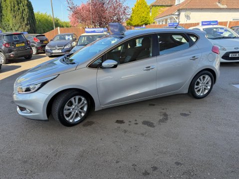 Kia Ceed 1.6 CRDi 2 Auto Euro 5 5dr 9