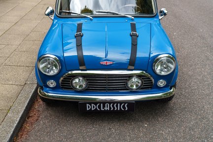 Rover Mini Remastered by David Brown Automotive - Only 800 miles! 8