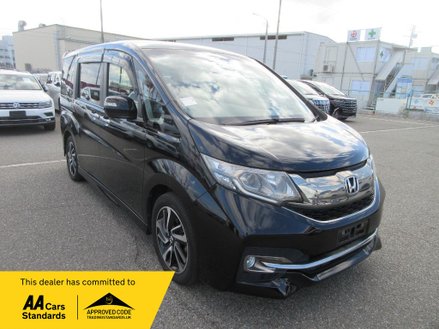 Honda Stepwagon RP3 1.5 TURBO SPADA COOL SPIRIT + 7 Seats