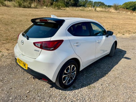 Mazda 2 GT 3