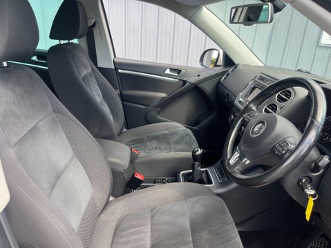 Volkswagen Tiguan 2.0 TDI BlueMotion Tech Match 2WD Euro 5 (s/s) 5dr 34