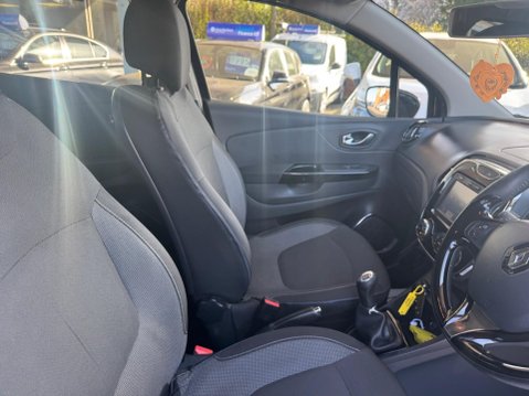 Renault Captur 1.5 dCi ENERGY Dynamique S Nav Euro 6 (s/s) 5dr 25