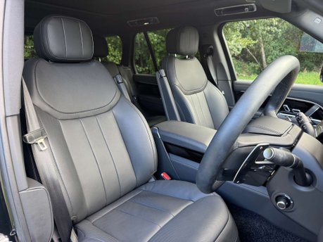 Land Rover Range Rover 3.0 Range Rover SE D MHEV Auto 4WD 5dr 36