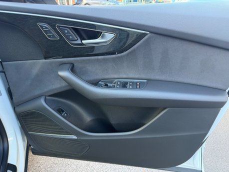 Audi Q8 TDI QUATTRO BLACK EDITION 29