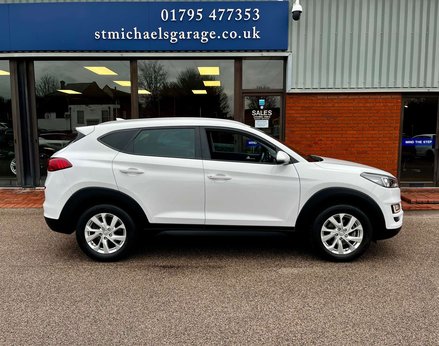 Hyundai TUCSON 1.6 Tucson SE Nav GDi 2WD 5dr 10