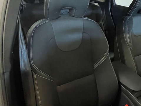 Volvo V40 1.5 V40 Momentum Nav+ T2 Auto 5dr 14