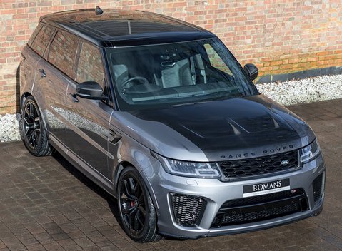 Land Rover Range Rover Sport 5.0 SVR 8