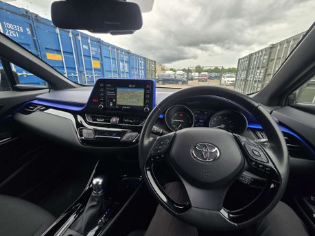 Toyota C-HR 1.8 VVT-h Dynamic SUV 5dr Petrol Hybrid CVT Euro 6 (s/s) (122 ps) 34