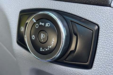 Ford Transit 350 L3 Srw 170 ps Dropside Truck with Tail lift 29