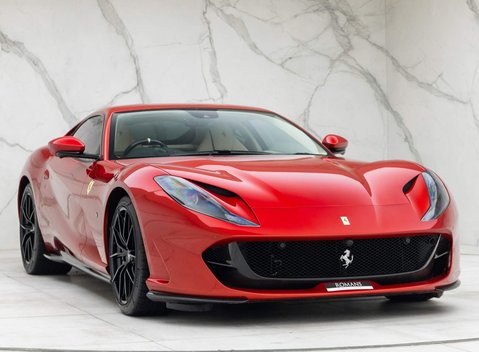 Ferrari 812 Superfast 2
