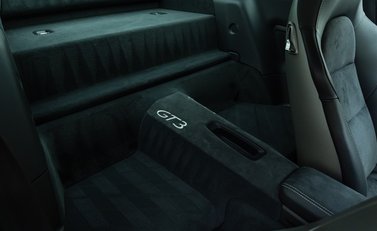 Porsche 911 GT3 (991.2) 16