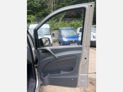 Mercedes-Benz Vito 2.1 109CDI Long Panel Van 5dr Diesel Manual LWB (254 g/km, 88 bhp) 25