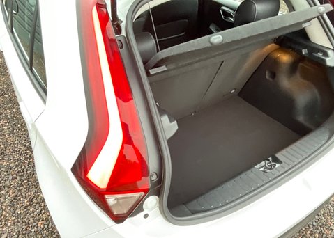 MG MG3 EXCLUSIVE NAV VTI-TECH 11