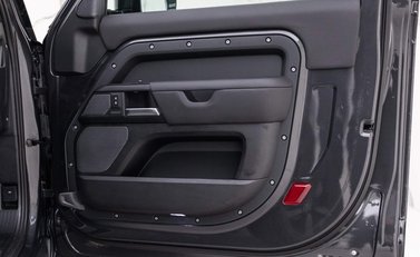 Land Rover Defender V8 CARPATHIAN EDITION 14