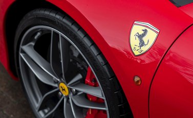 Ferrari 488 Spider 25