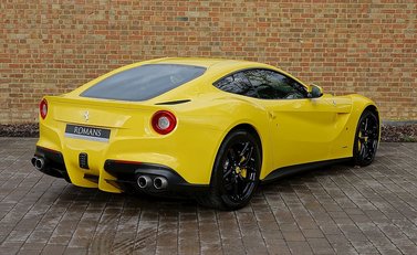 Ferrari F12 Berlinetta 7