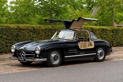 Mercedes-Benz 300 SL Gullwing 1