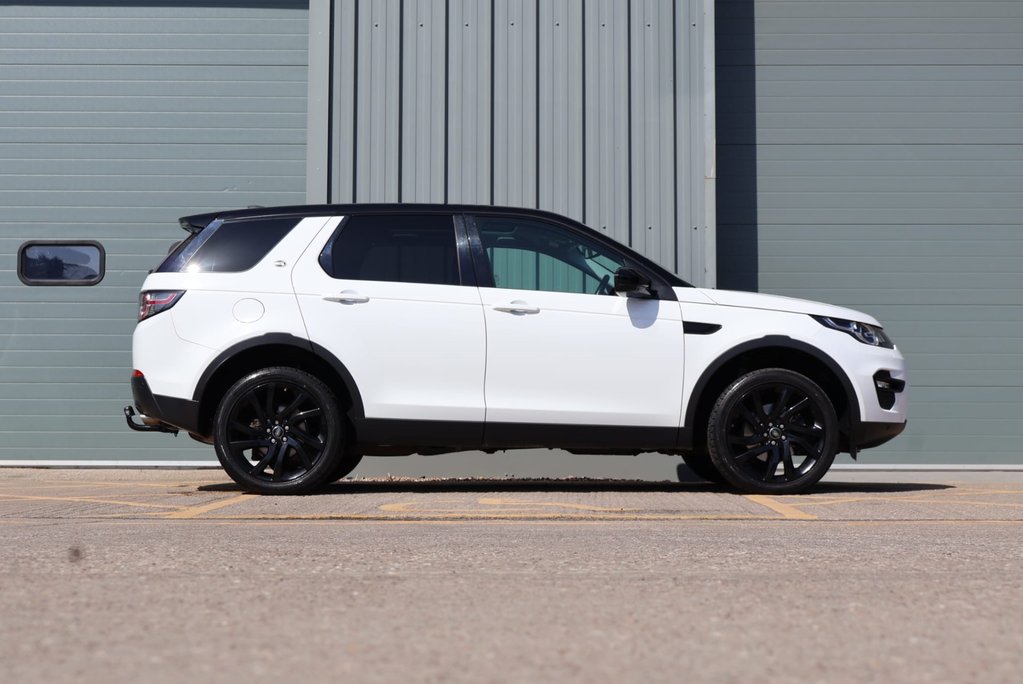 Land Rover Discovery Sport TD4 HSE 7 seater with Full Land Rover History  Black pack/alloys  pan roof  6