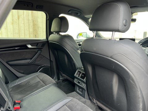 Audi Q5 2.0 TFSI S line SUV 5dr Petrol S Tronic quattro Euro 6 (s/s) (252 ps) 11