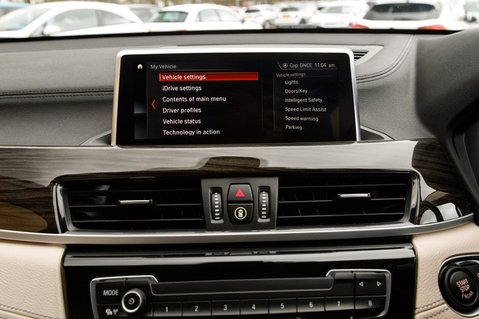 BMW X1 SDRIVE18I XLINE 27