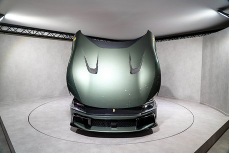 Ferrari 12 Cilindri SPIDER. £15K GLOSS BLACK EXTERIOR PACK. CARBON WHEEL & LEDs. LIFT. 41