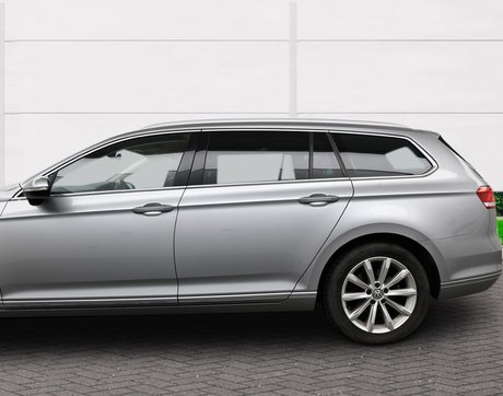 Volkswagen Passat SE BUSINESS TDI 4