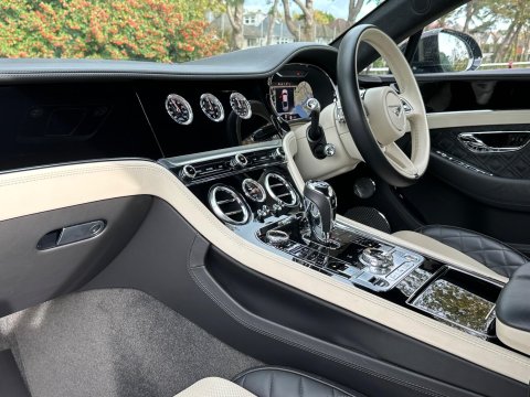 Bentley Continental 4.0 V8 GT Auto 4WD Euro 6 (s/s) 2dr 36
