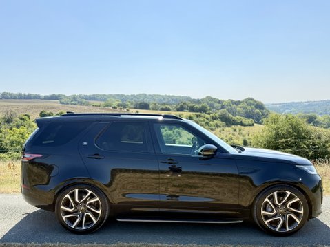 Land Rover Discovery SD6 HSE 9