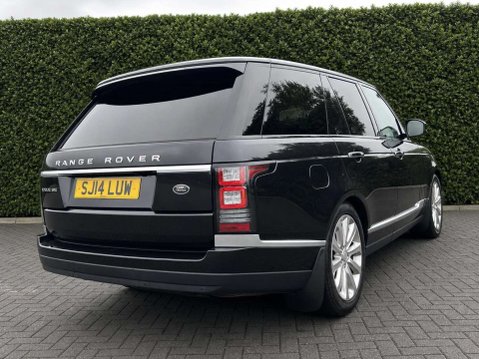 Land Rover Range Rover 3.0 TD V6 Vogue SE SUV 5dr Diesel Auto 4WD Euro 5 (s/s) (258 ps) 10