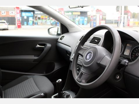 Volkswagen Polo MATCH 9