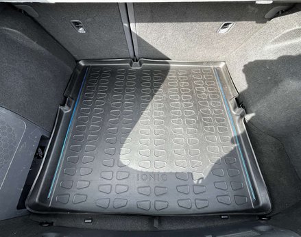 Hyundai IONIQ 1.6 IONIQ Premium SE FHEV Semi-Auto 5dr 86