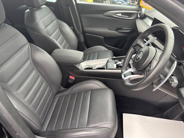 Alfa Romeo Tonale TB VELOCE DCT 23