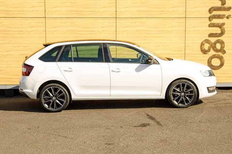 Skoda Rapid SPACEBACK SE SPORT TSI 8