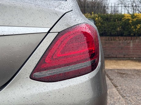 Mercedes-Benz C Class 2.0 C 220 AMG Line Premium D Auto 4dr 17