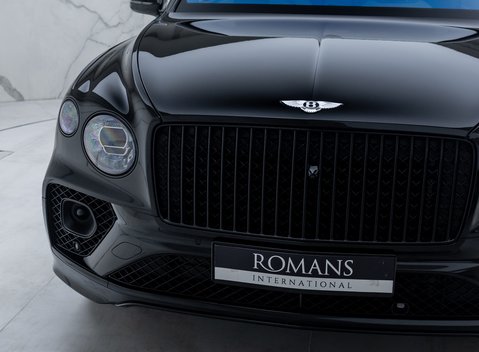 Bentley Bentayga V8 AZURE EWB First Edition 44