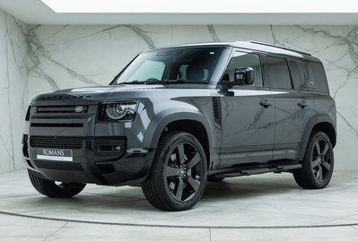 Land Rover Defender 110 D300 X-Dynamic HSE